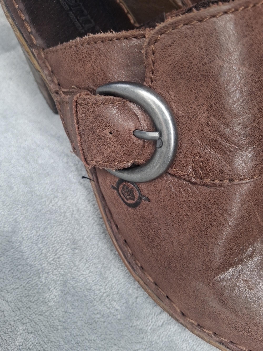 Born Strap Buckle Detail Clog Mule Slip On Shoes Mocha Brown Sz 9 - Picture 8 of 16